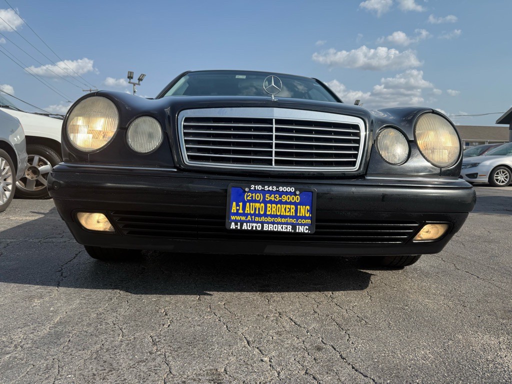 1999 Mercedes-Benz E-Class Image 6