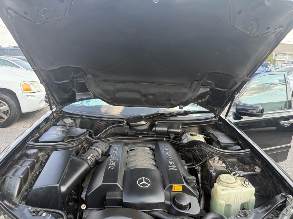 1999 Mercedes-Benz E-Class Image 11
