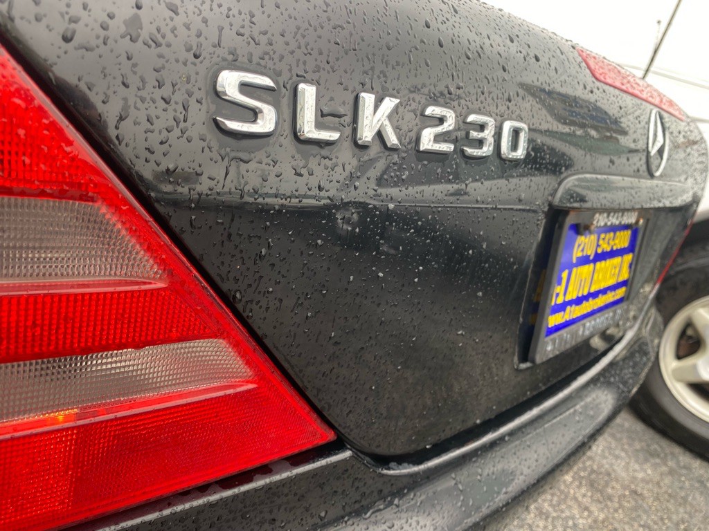 1998 Mercedes-Benz SLK-Class Image 12