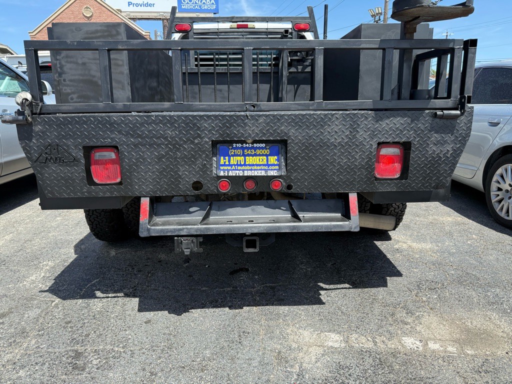 2004 Ford F-350 Image 3