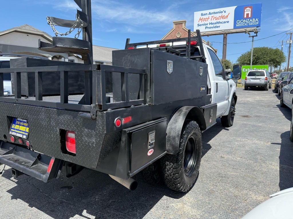2004 Ford F-350 Image 4