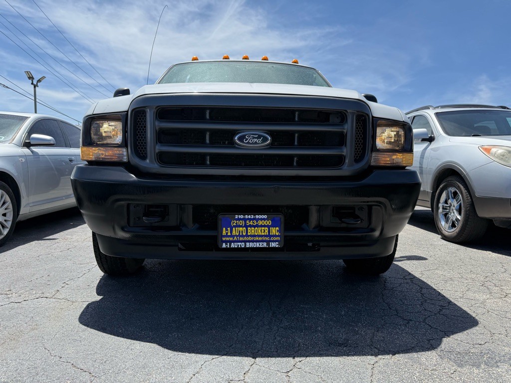2004 Ford F-350 Image 6