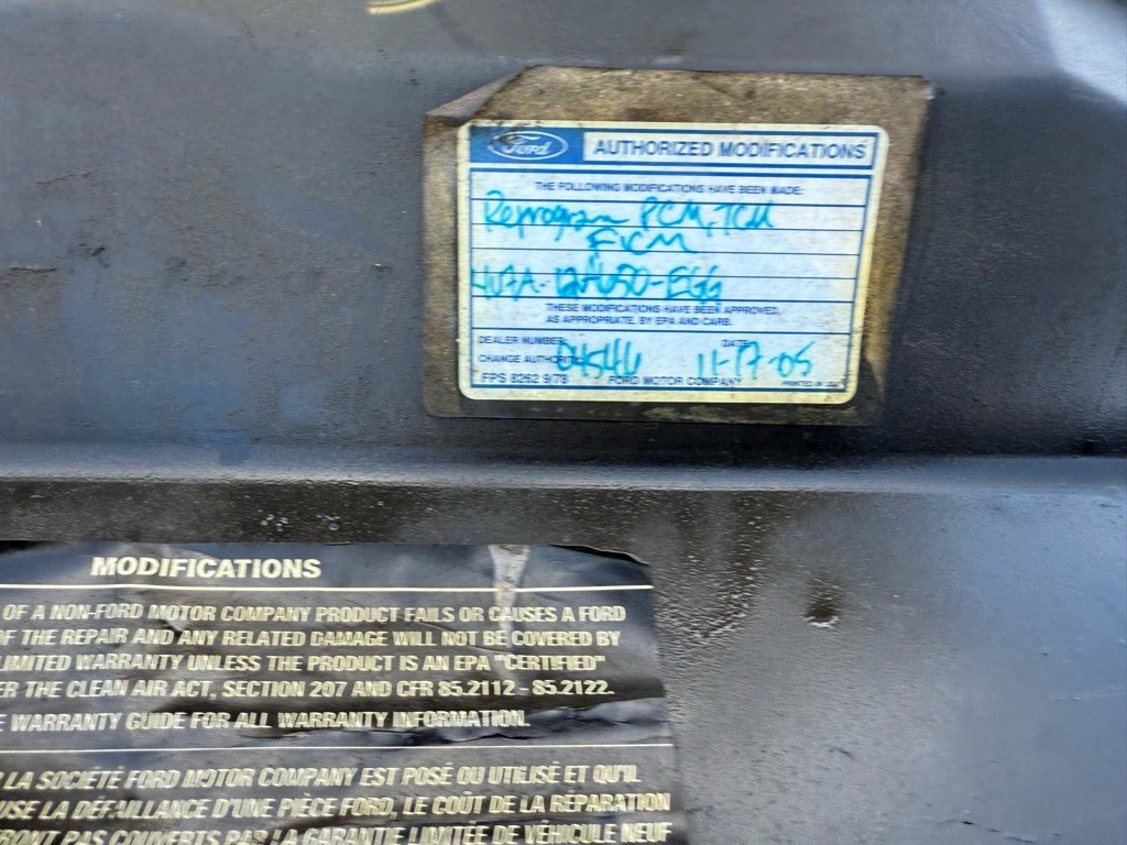 2004 Ford F-350 Image 8