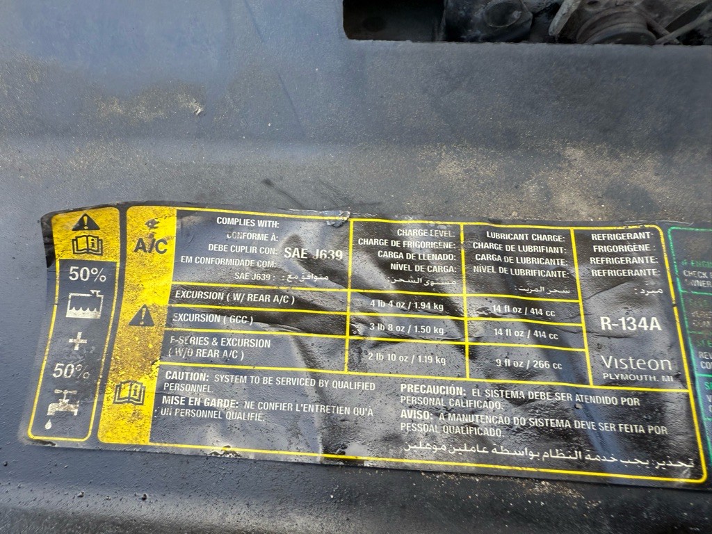 2004 Ford F-350 Image 10