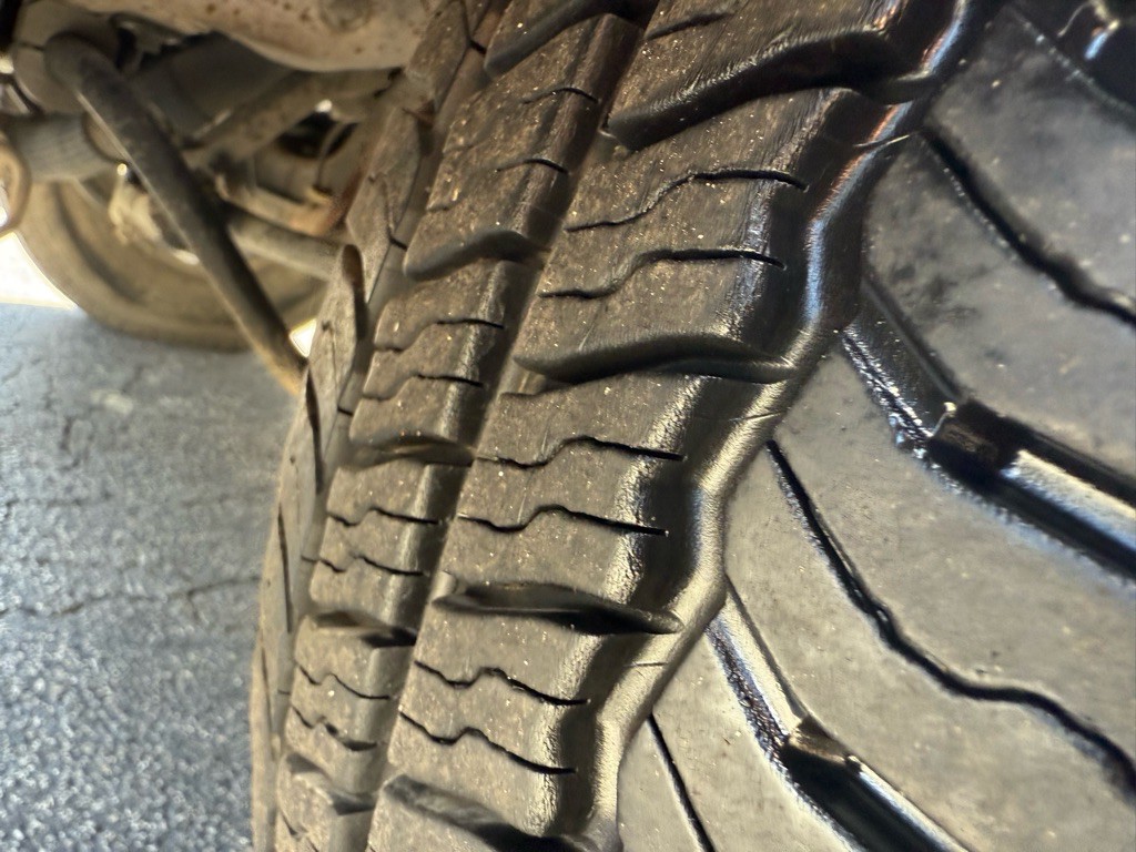 2004 Ford F-350 Image 27