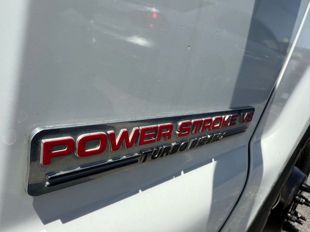 2004 Ford F-350 Image 36