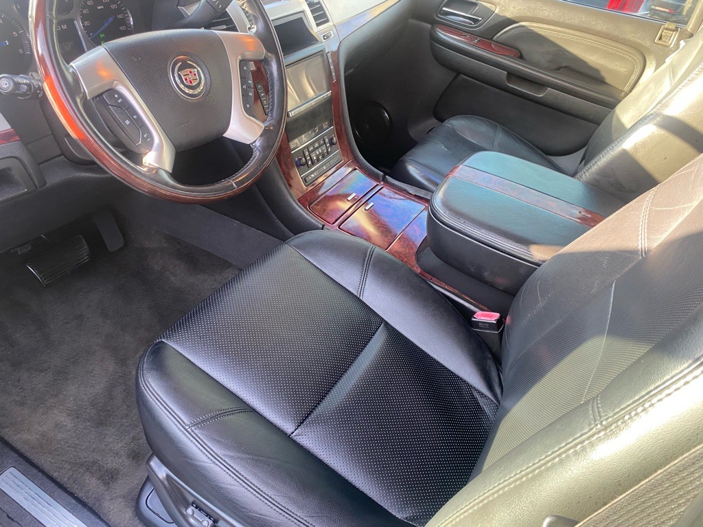 2007 Cadillac Escalade Image 9