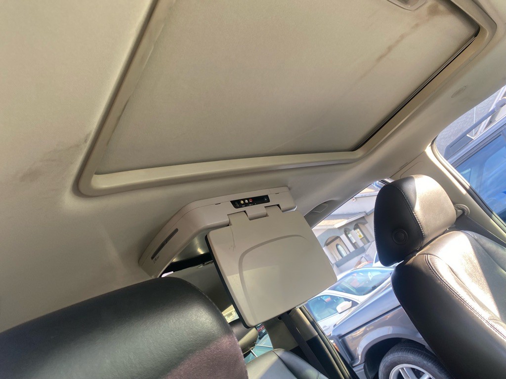2007 Cadillac Escalade Image 17
