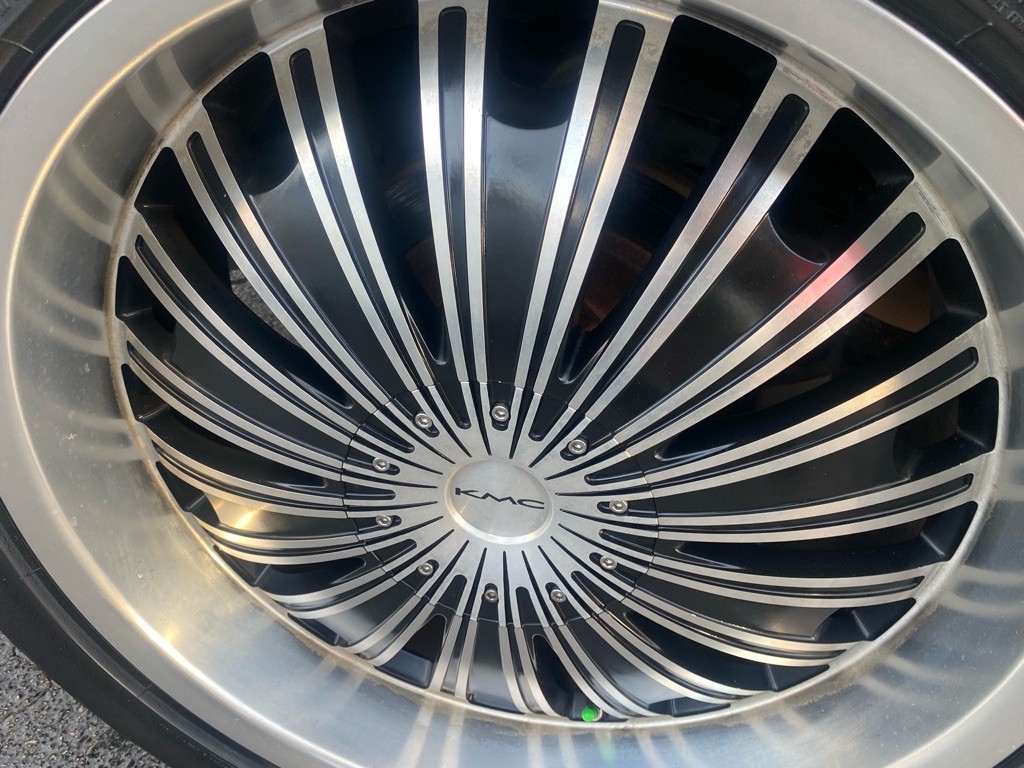2007 Cadillac Escalade Image 20