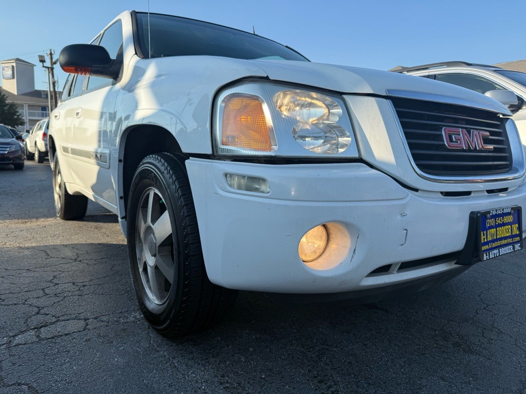 2004 GMC Envoy Image 5
