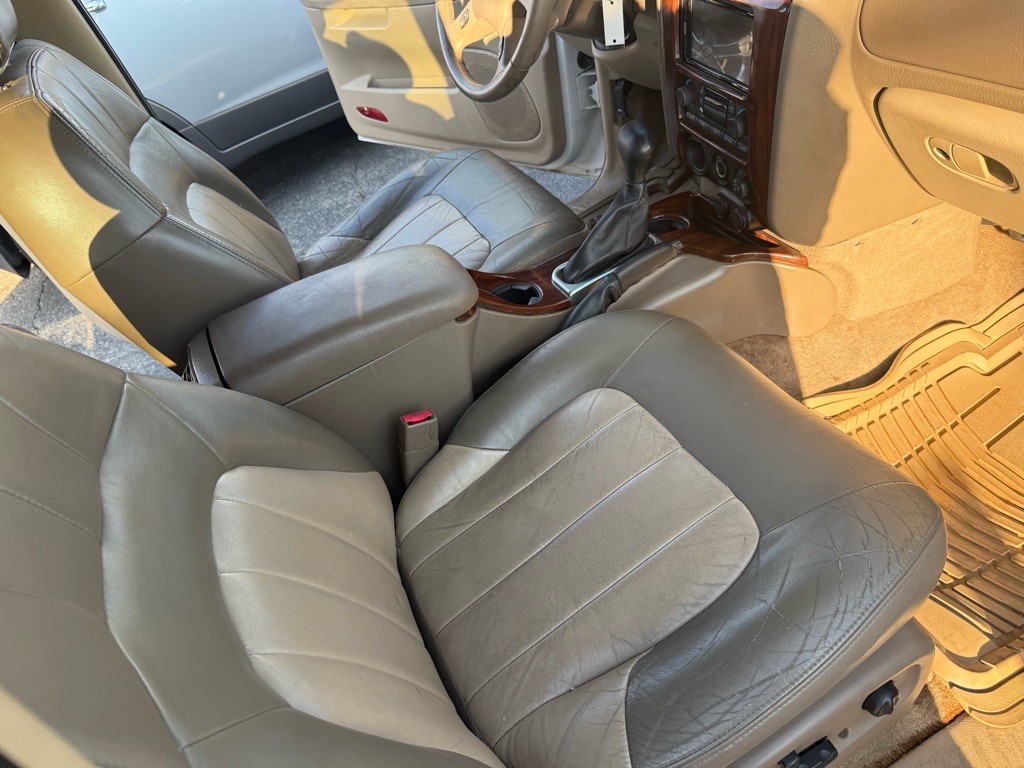 2004 GMC Envoy Image 26