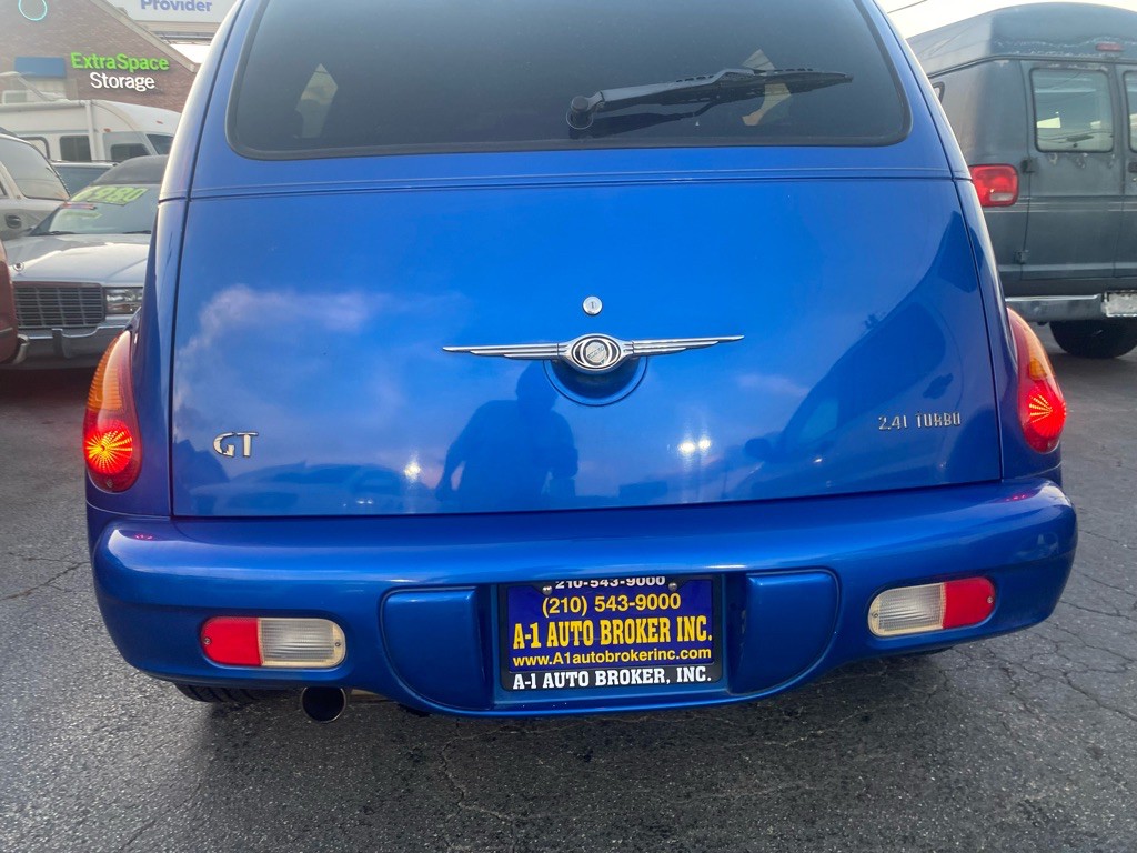 2003 Chrysler PT Cruiser Image 3