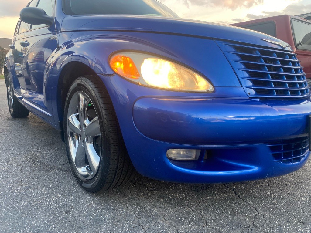 2003 Chrysler PT Cruiser Image 5