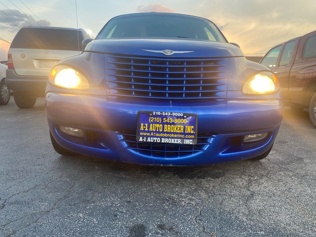2003 Chrysler PT Cruiser Image 6