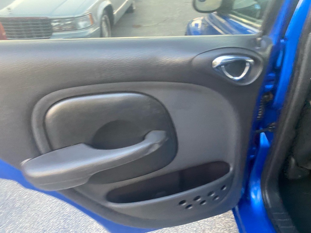 2003 Chrysler PT Cruiser Image 39