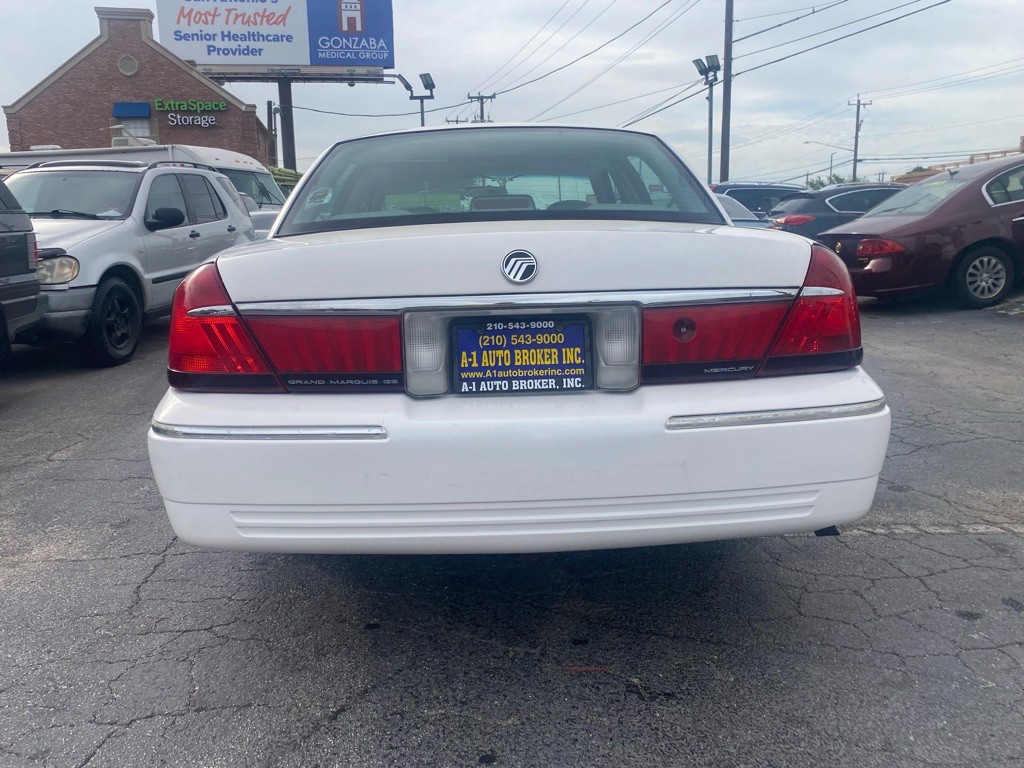 1999 Mercury Grand Marquis Image 3