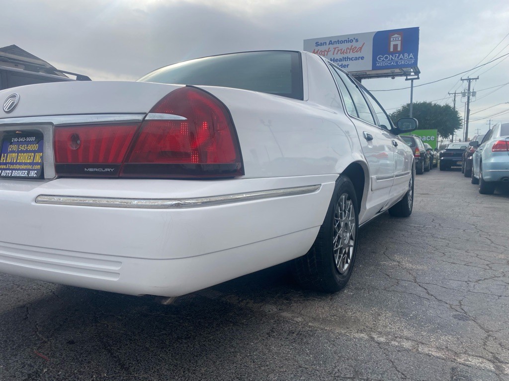 1999 Mercury Grand Marquis Image 4