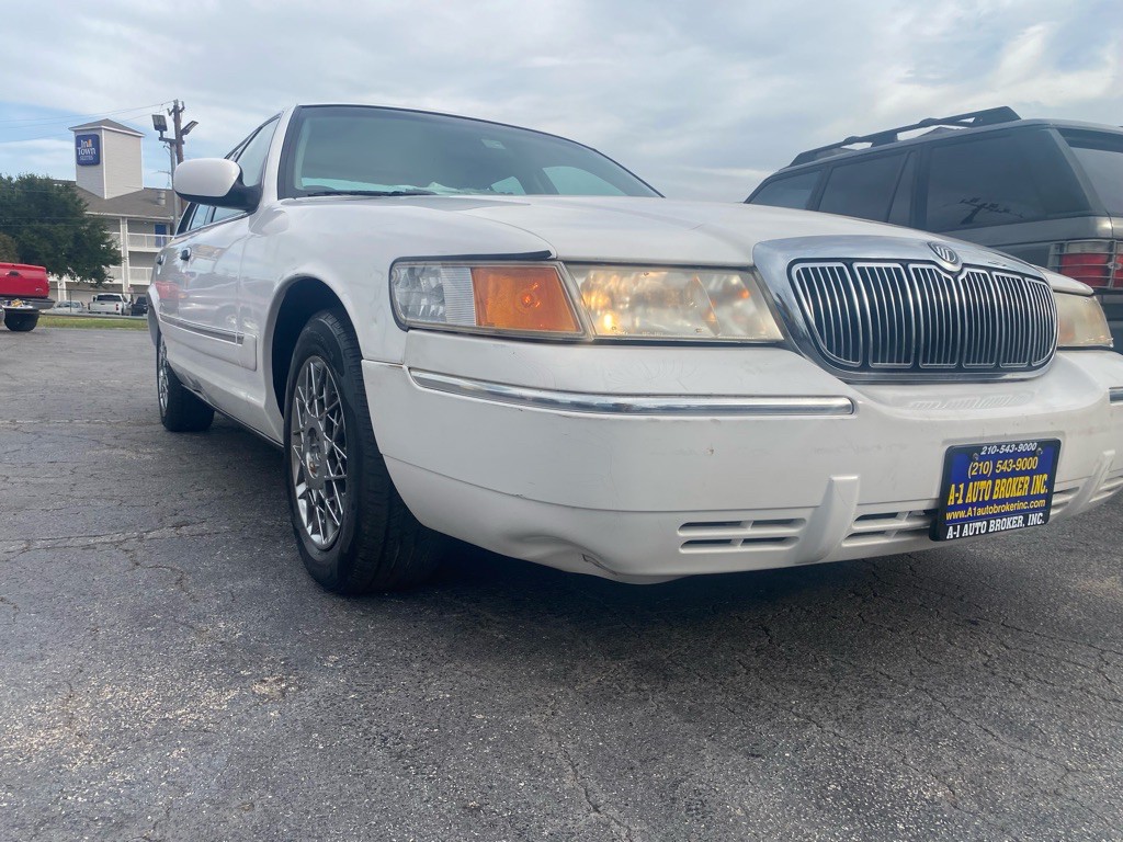 1999 Mercury Grand Marquis Image 5