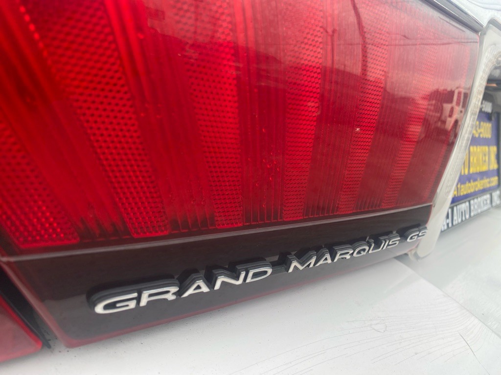 1999 Mercury Grand Marquis Image 18