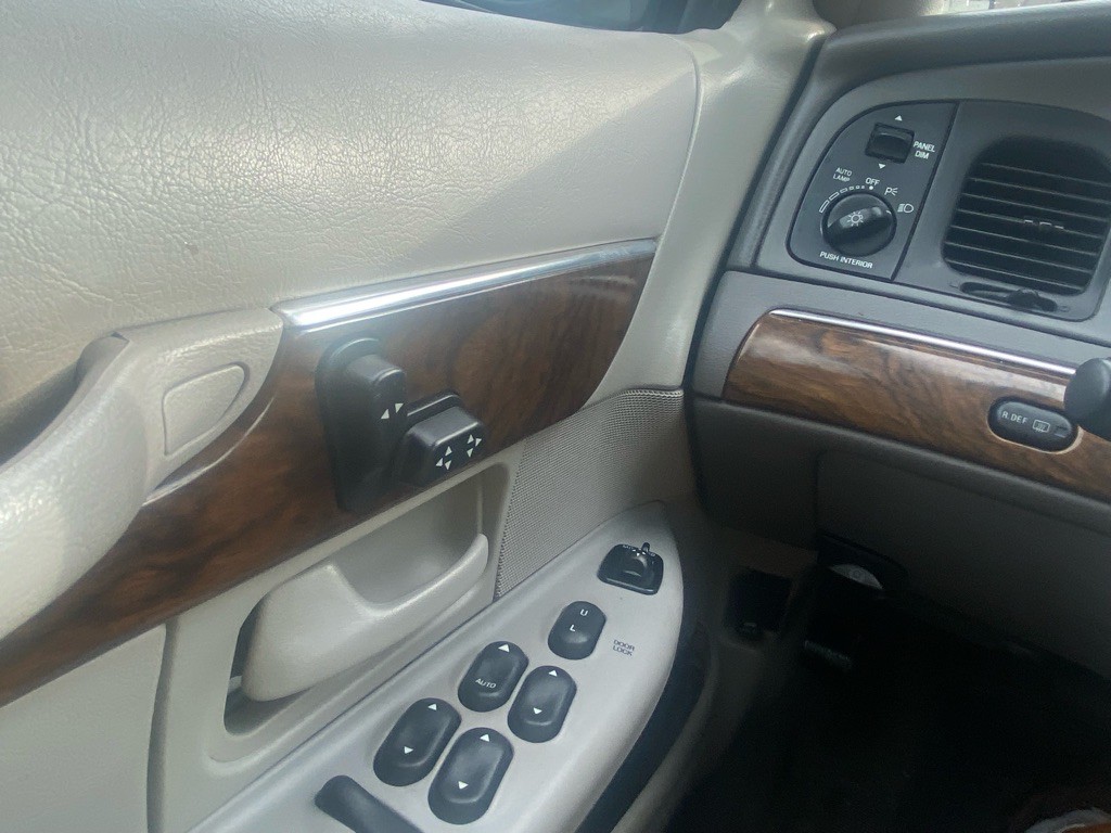 1999 Mercury Grand Marquis Image 26