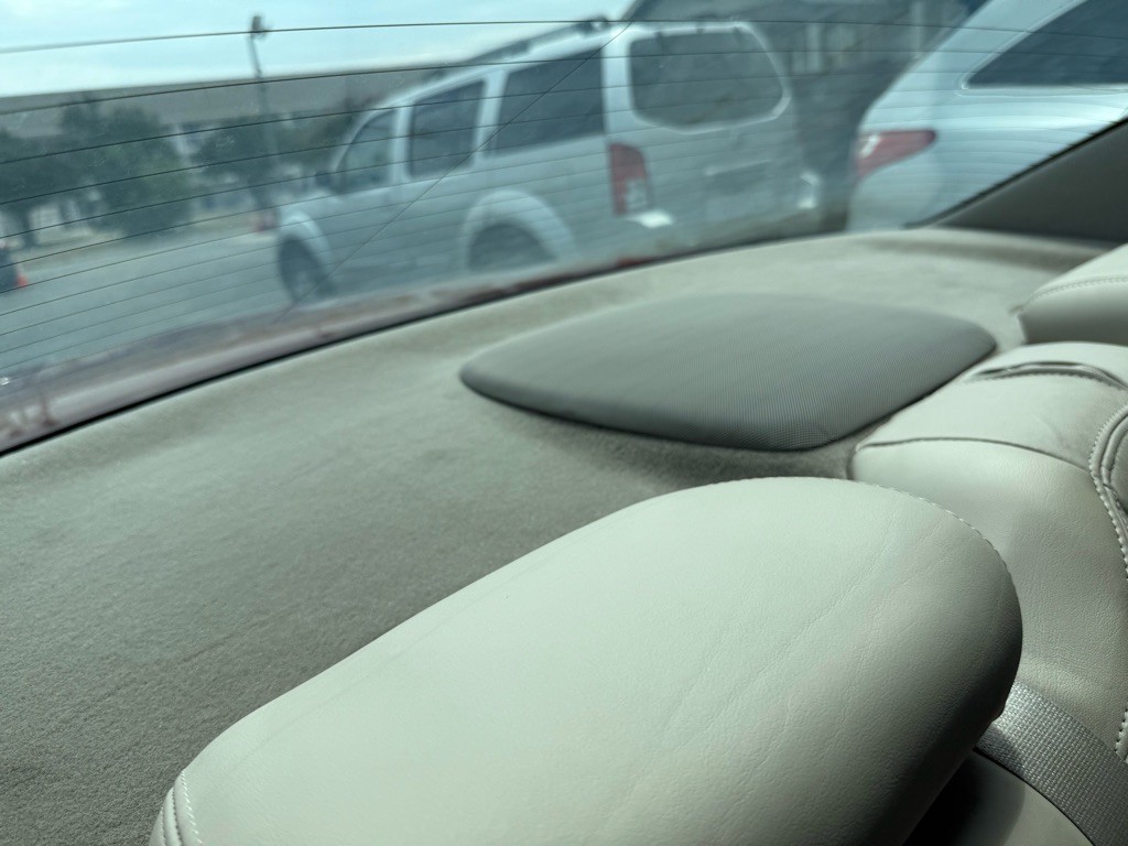 2004 Cadillac Seville Image 20