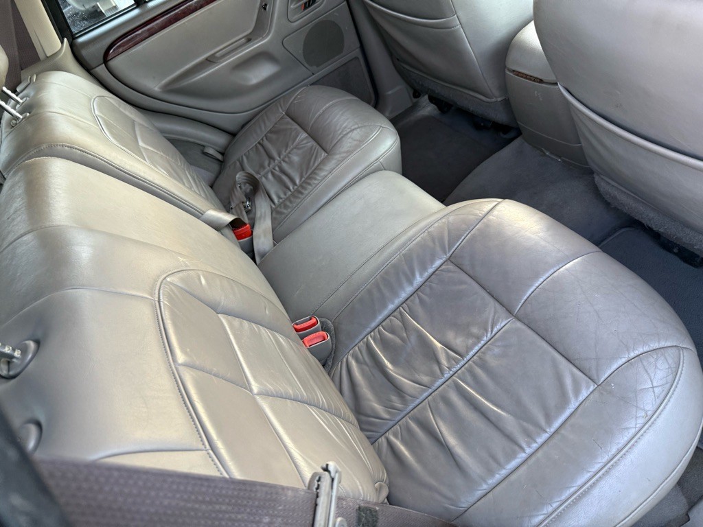 2002 Jeep Grand Cherokee Image 16