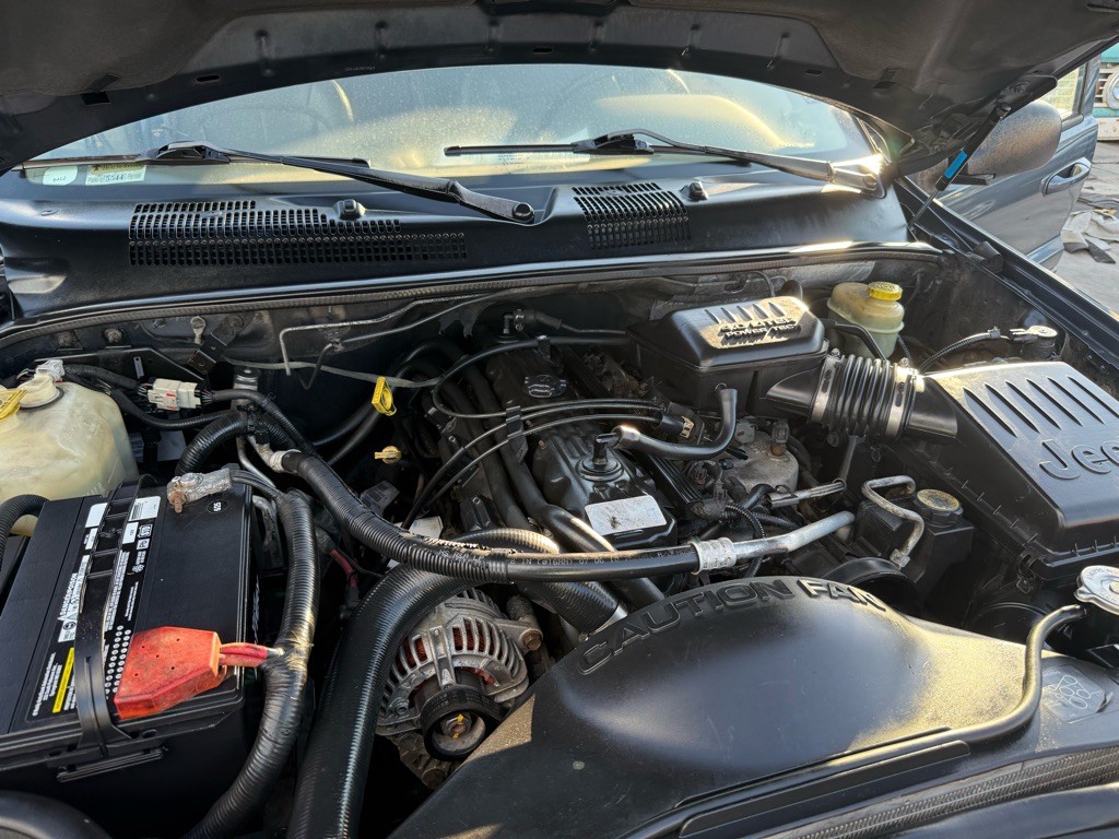 2002 Jeep Grand Cherokee Image 32