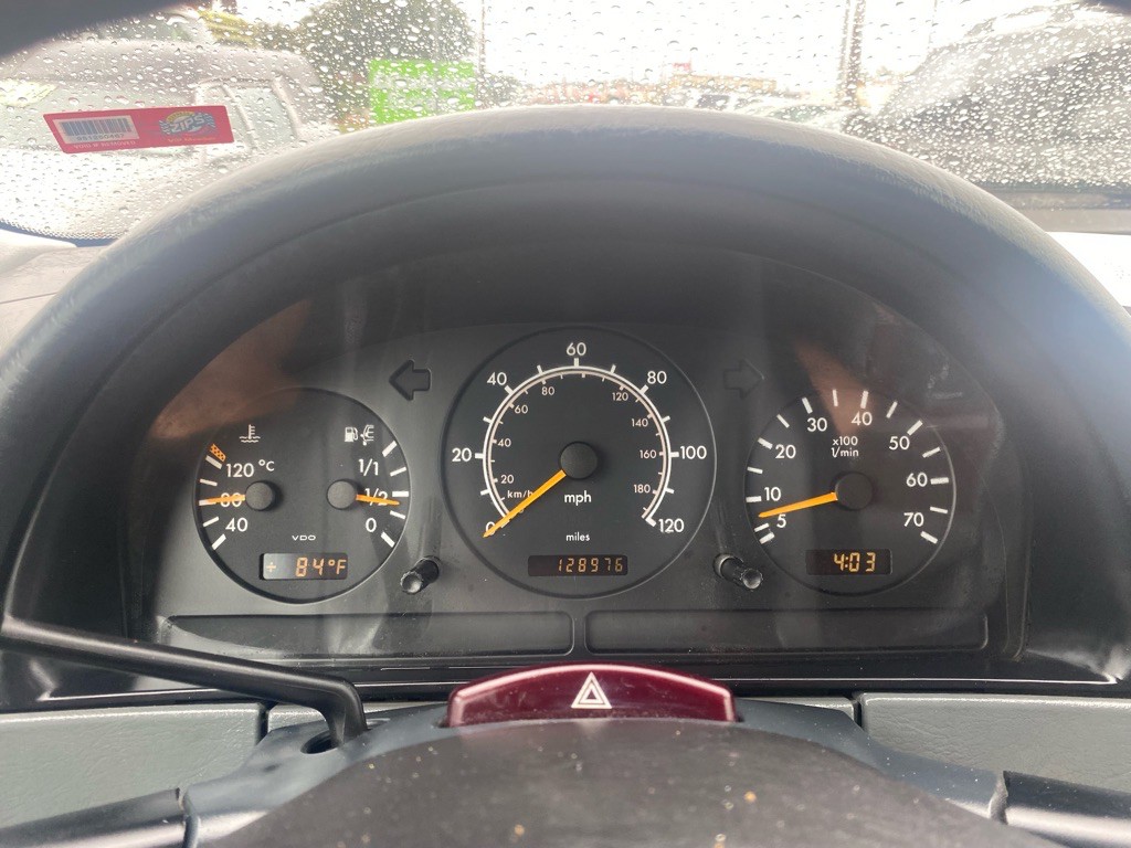 1999 Mercedes-Benz M-Class Image 23