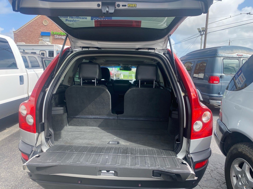 2006 Volvo XC90 Image 12