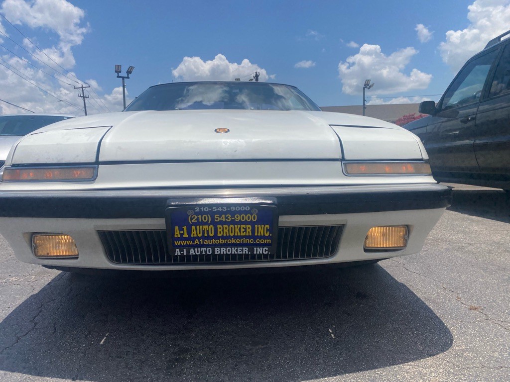 1988 Buick Reatta Image 8