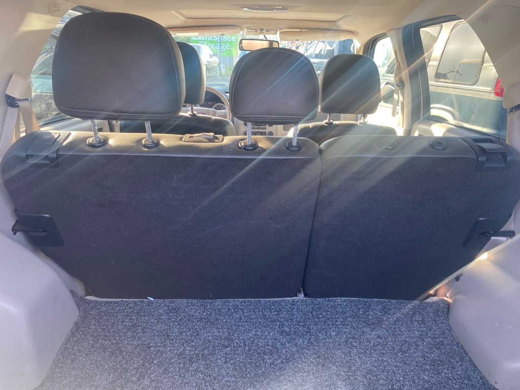 2010 Ford Escape Image 7
