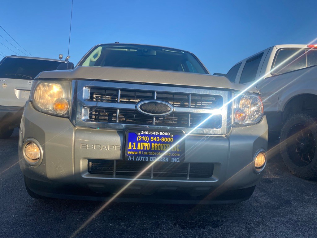 2010 Ford Escape Image 10