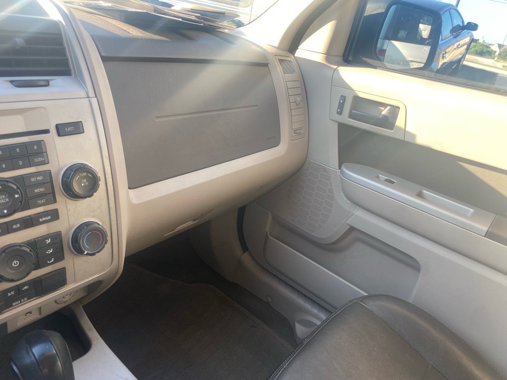 2010 Ford Escape Image 23