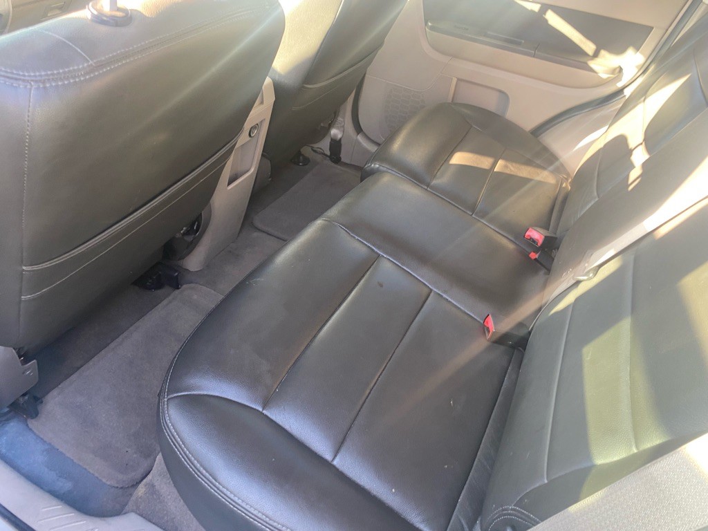 2010 Ford Escape Image 30