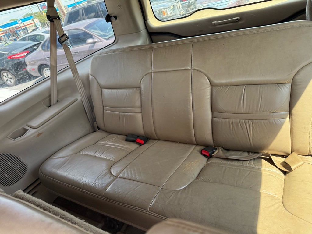 2001 Ford Excursion Image 18