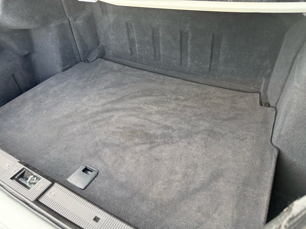 2001 Mercedes-Benz E-Class Image 39