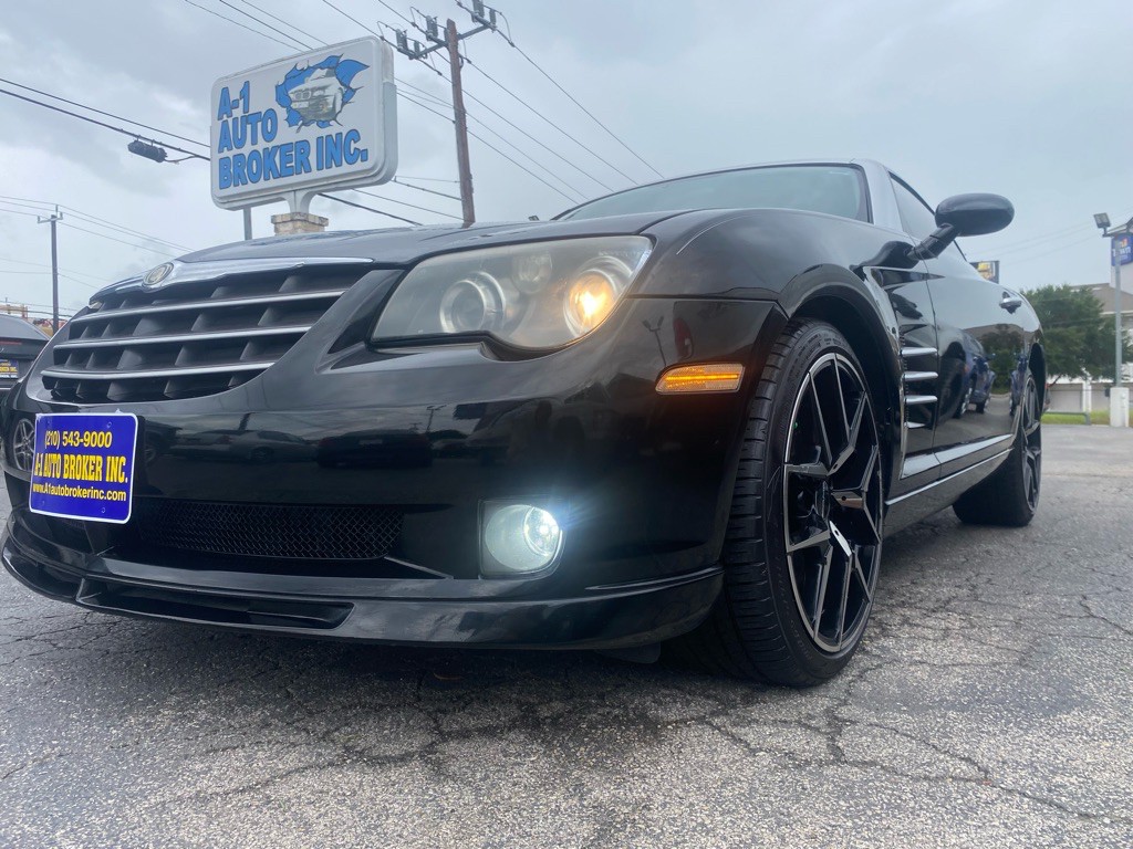 2005 Chrysler Crossfire Image 1