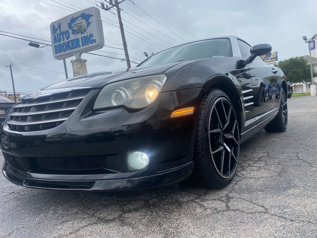 2005 Chrysler Crossfire Image 9