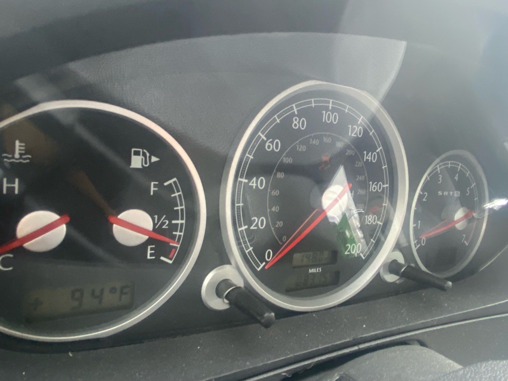 2005 Chrysler Crossfire Image 26