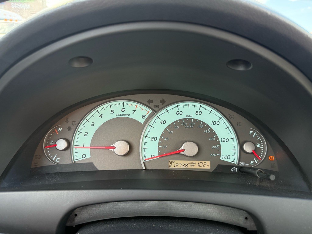 2009 Toyota Camry Image 25