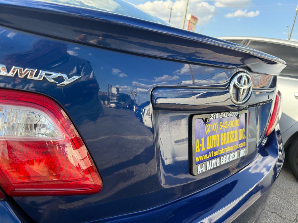 2009 Toyota Camry Image 28