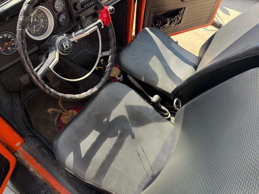 1971 Volkswagen Beetle Image 17