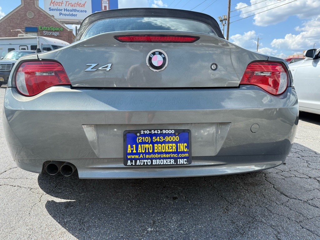 2007 BMW Z4 Image 3
