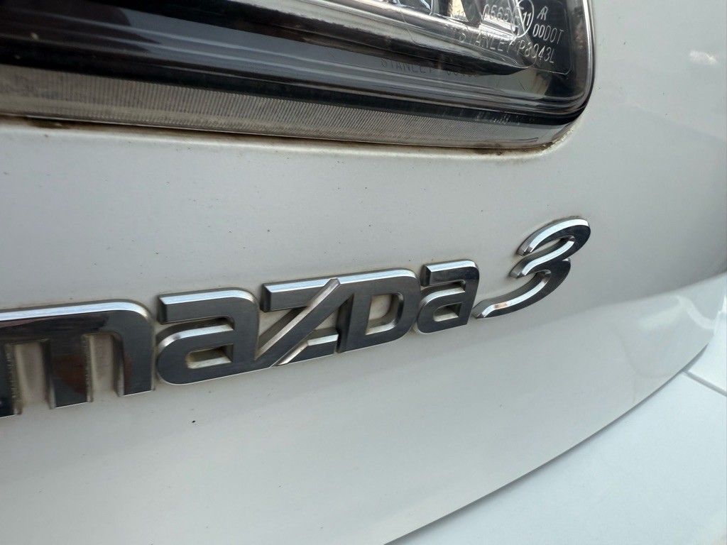 2010 Mazda Mazda3 Image 20
