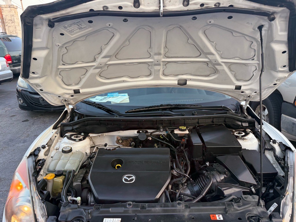 2010 Mazda Mazda3 Image 34