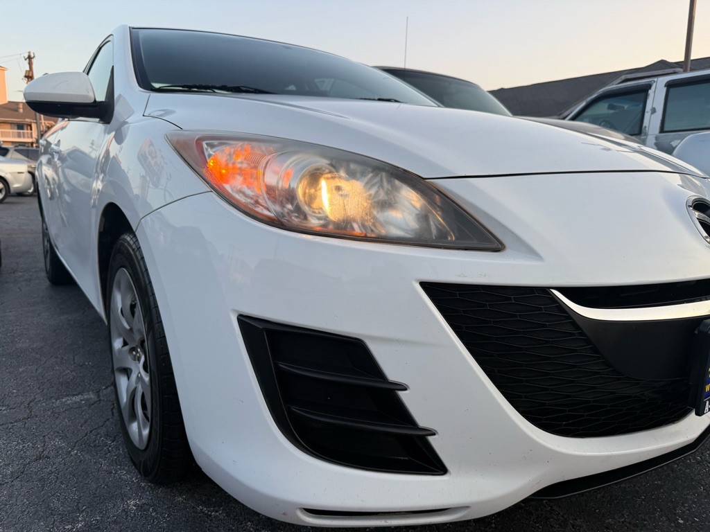 2010 Mazda Mazda3 Image 5