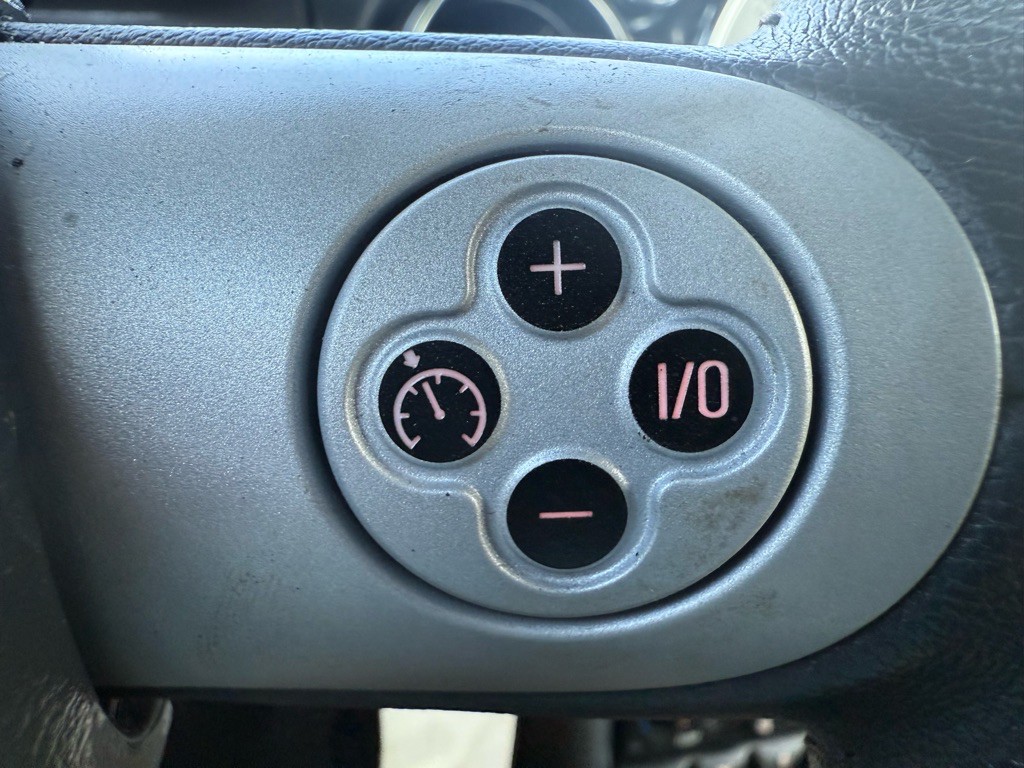 2006 MINI Cooper Image 24