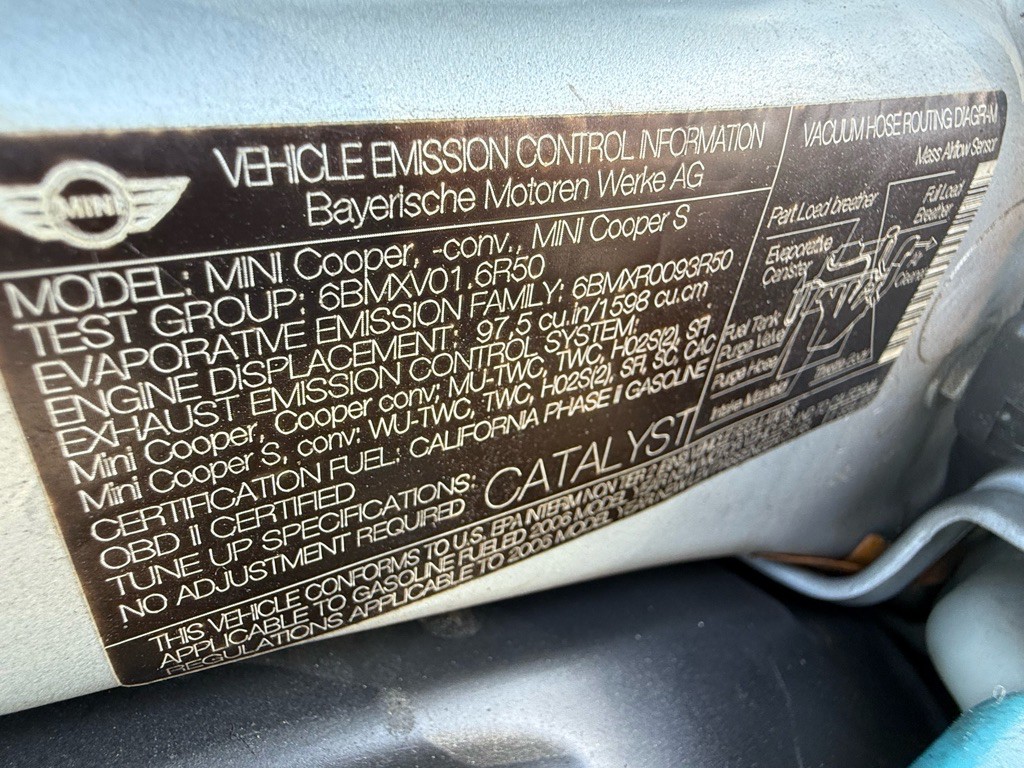 2006 MINI Cooper Image 30