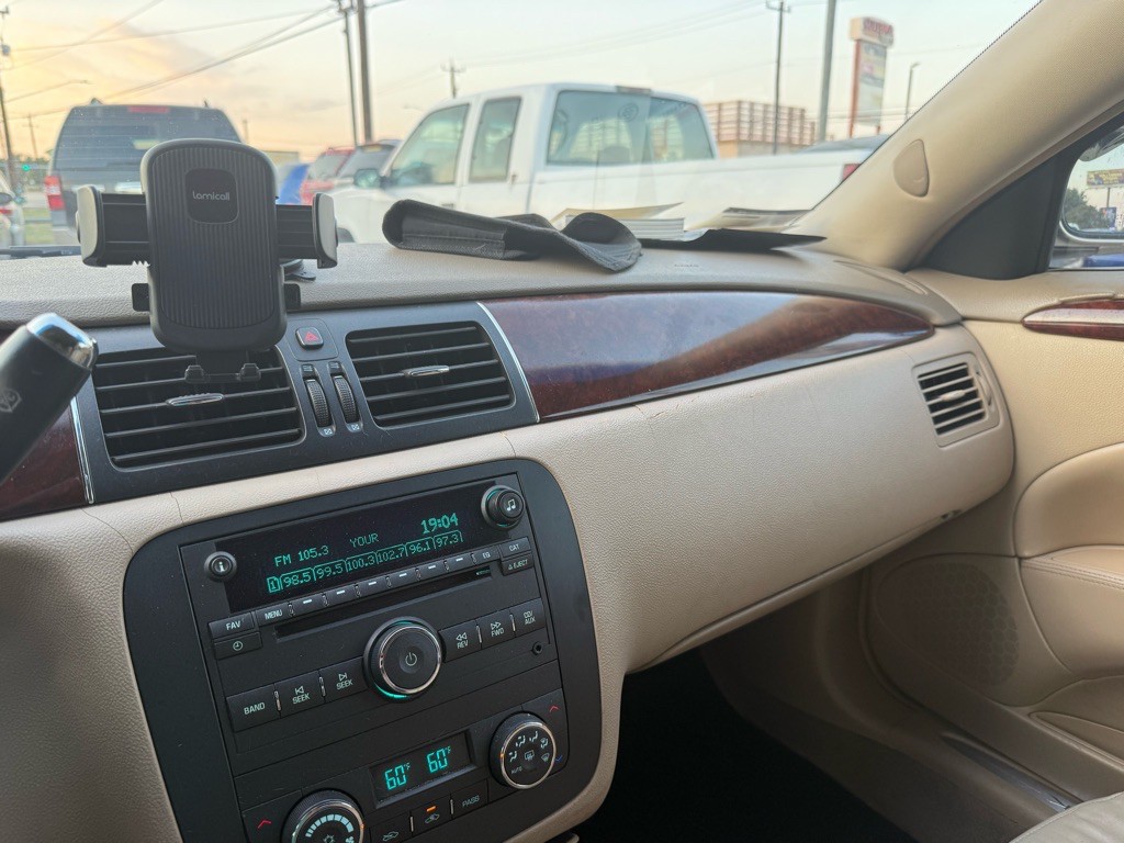 2006 Buick Lucerne Image 19