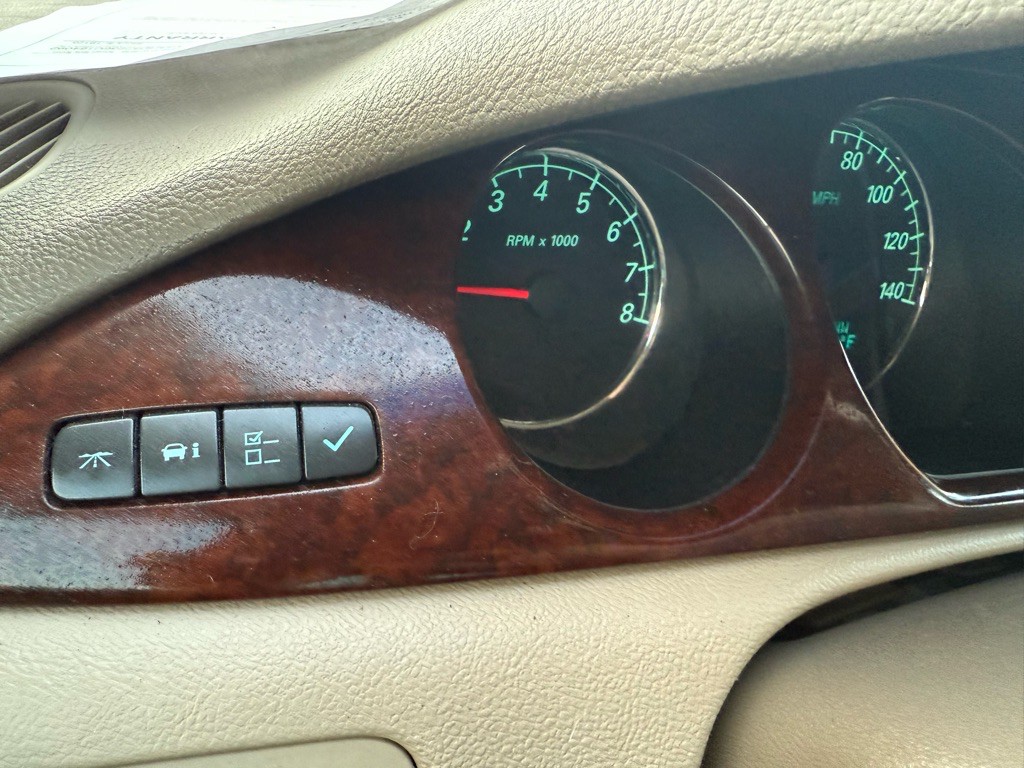 2006 Buick Lucerne Image 23